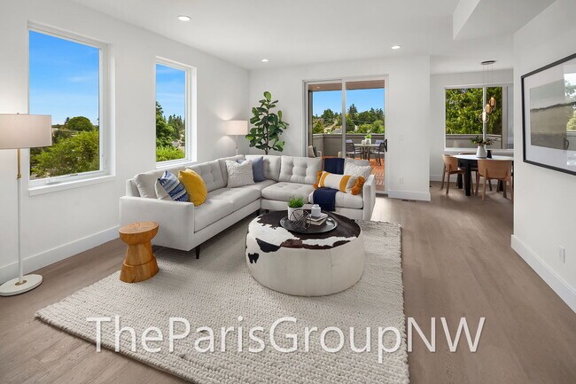 Building Photo - Absolutely Stunning 5br/4404sf Modern Magnolia Luxury