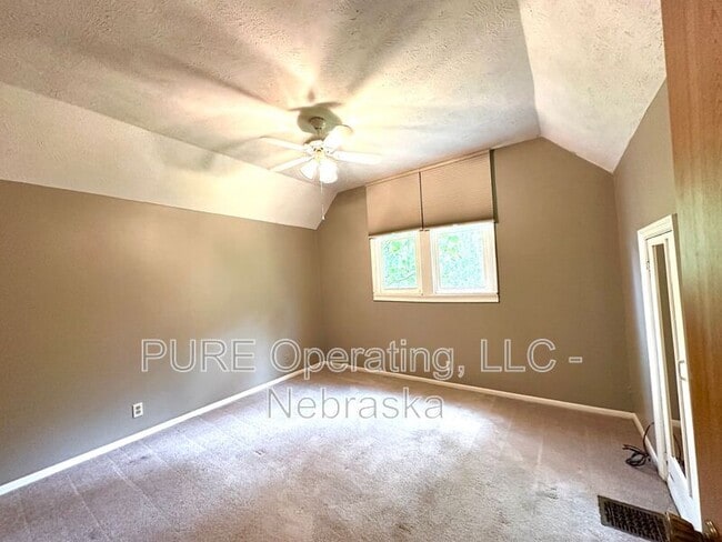 Building Photo - 1009 N 49th Ave
