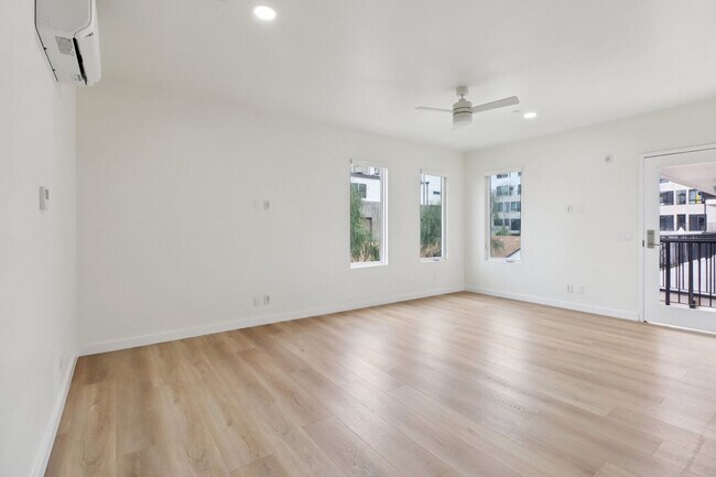 Building Photo - 4456 30th Street - North Parks Elevated Spanish Style Community