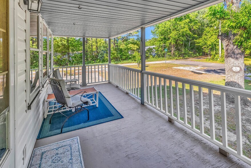 Building Photo - 39 Gates Way