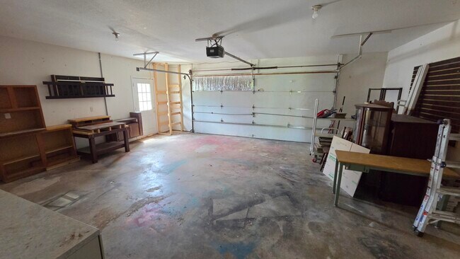 Building Photo - 5205 Mexico Gravel Rd