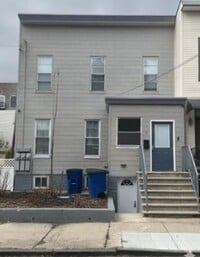 Building Photo - 9 Nesbitt St