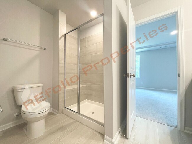 Building Photo - Brand-New 3BR/3.5BA Townhome w/ 1 Car Gara...