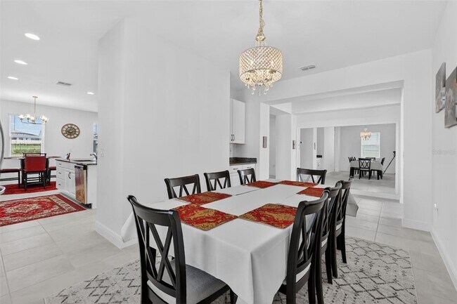 Building Photo - 6070 Sierra Crown St