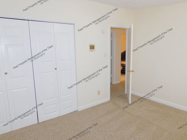 Building Photo - 2209 Revelle Ln
