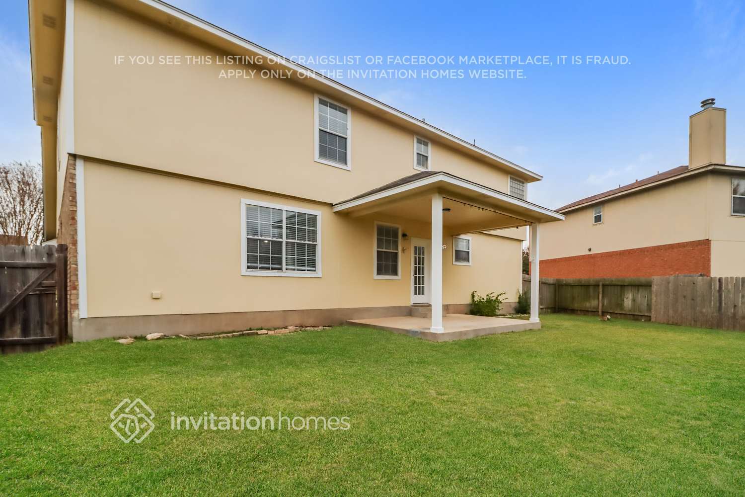 Building Photo - 1635 Abbey Ln