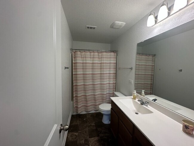 Building Photo - Coming soon... Beautiful 3 bedroom 2 bath ...