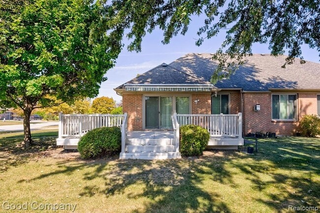 Building Photo - 2924 Wessels Dr