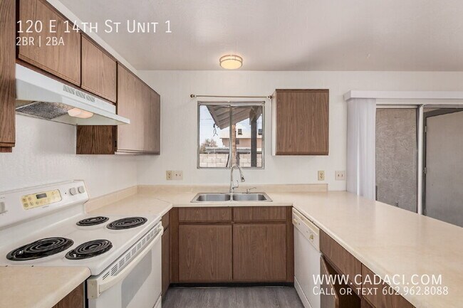 Building Photo - 120 E 14th St