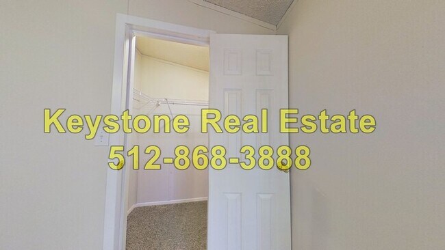 Building Photo - Lovely 4-bedroom, 2-bath home offering 2,048 sq ft on 1.21 scenic acres in Georgetown!