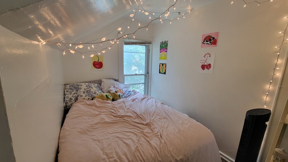 Building Photo - 1015 Kentucky St