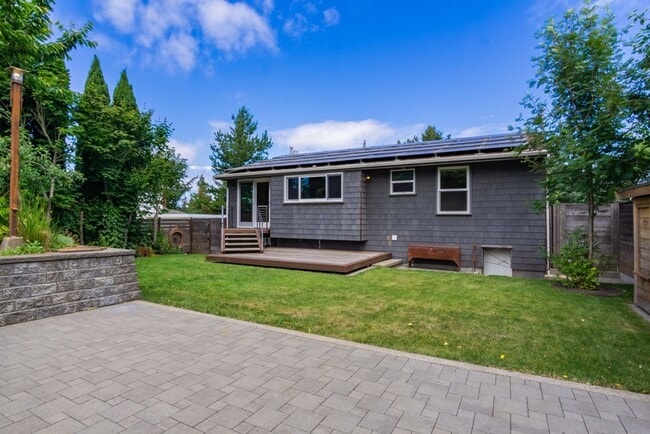 Building Photo - 3Bd/2Ba Seattle Home