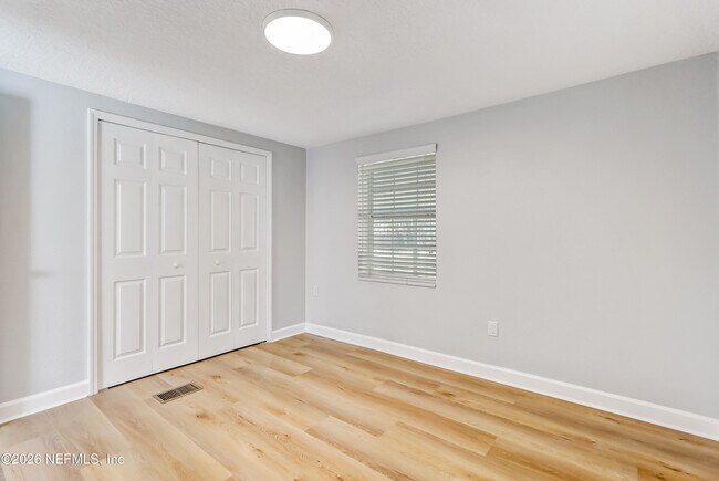 Building Photo - 11321 Deep Ln