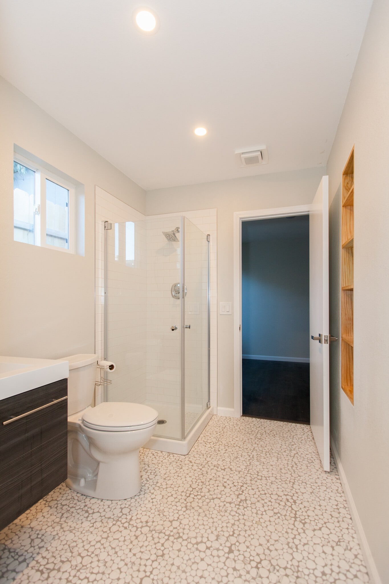 Bathroom - 4358 Aragon Dr
