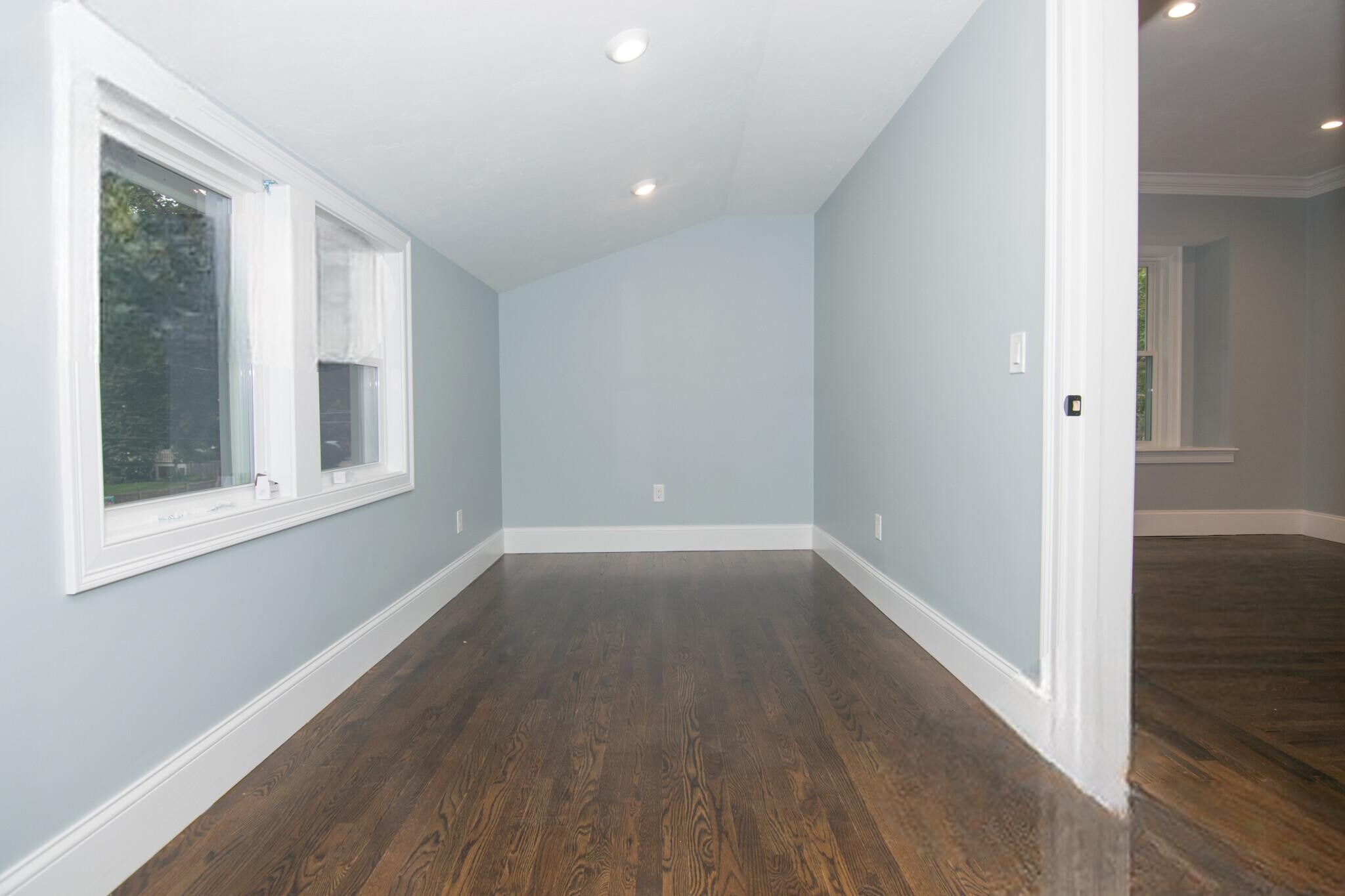 Building Photo - 183 Tremont St