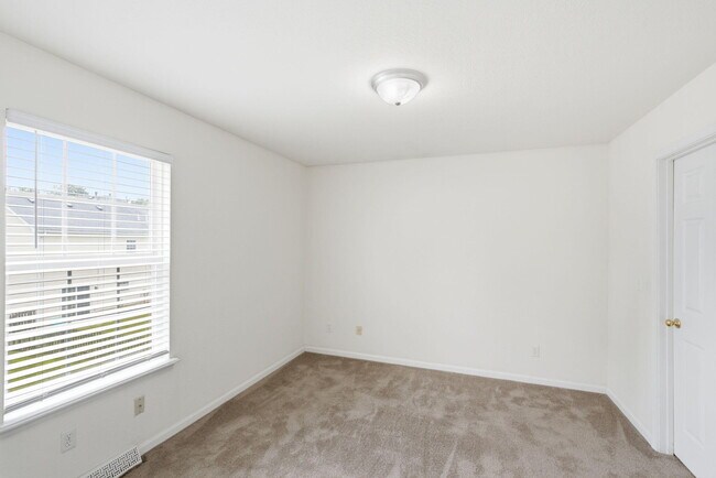 Building Photo - 4404 W Jeana Ct