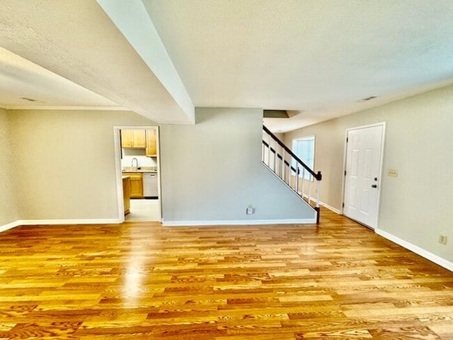 Building Photo - Great rental in South Huntsville near Redstone Arsenal Gate 1