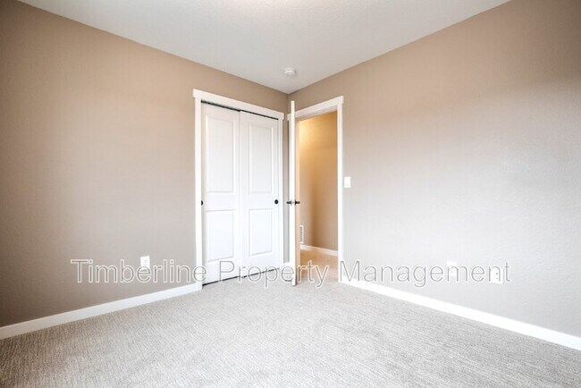 Building Photo - 5833 Spring Breeze Dr