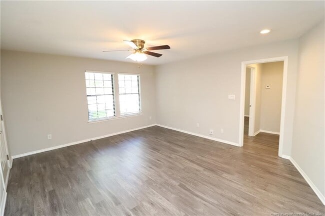 Building Photo - 4901 Coral Ridge Ct