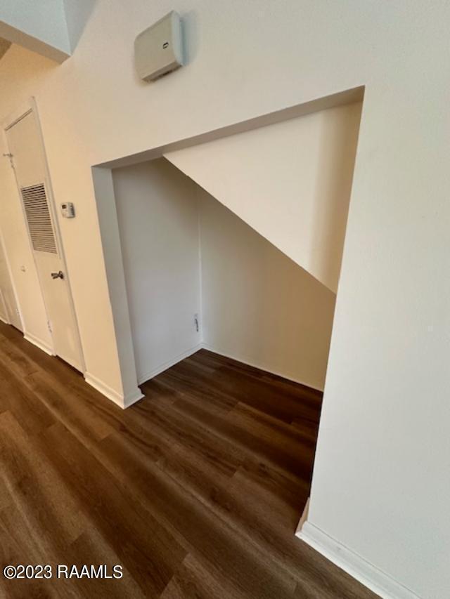 Building Photo - 40 Phlox Dr