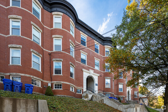 Building Photo - Winthrop Road Apartment Homes