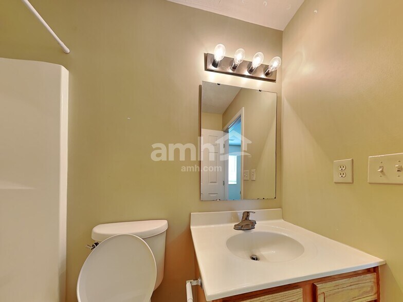 Building Photo - 3162 Bridlerun Dr