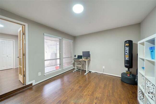 Building Photo - 7903 Portal Dr