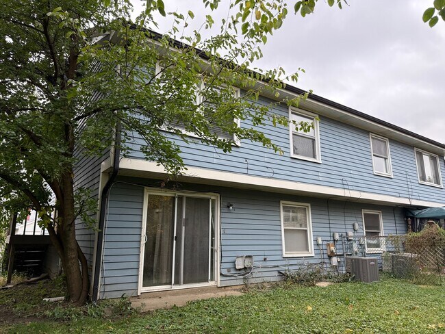 Building Photo - 328 Kirkwood Cir