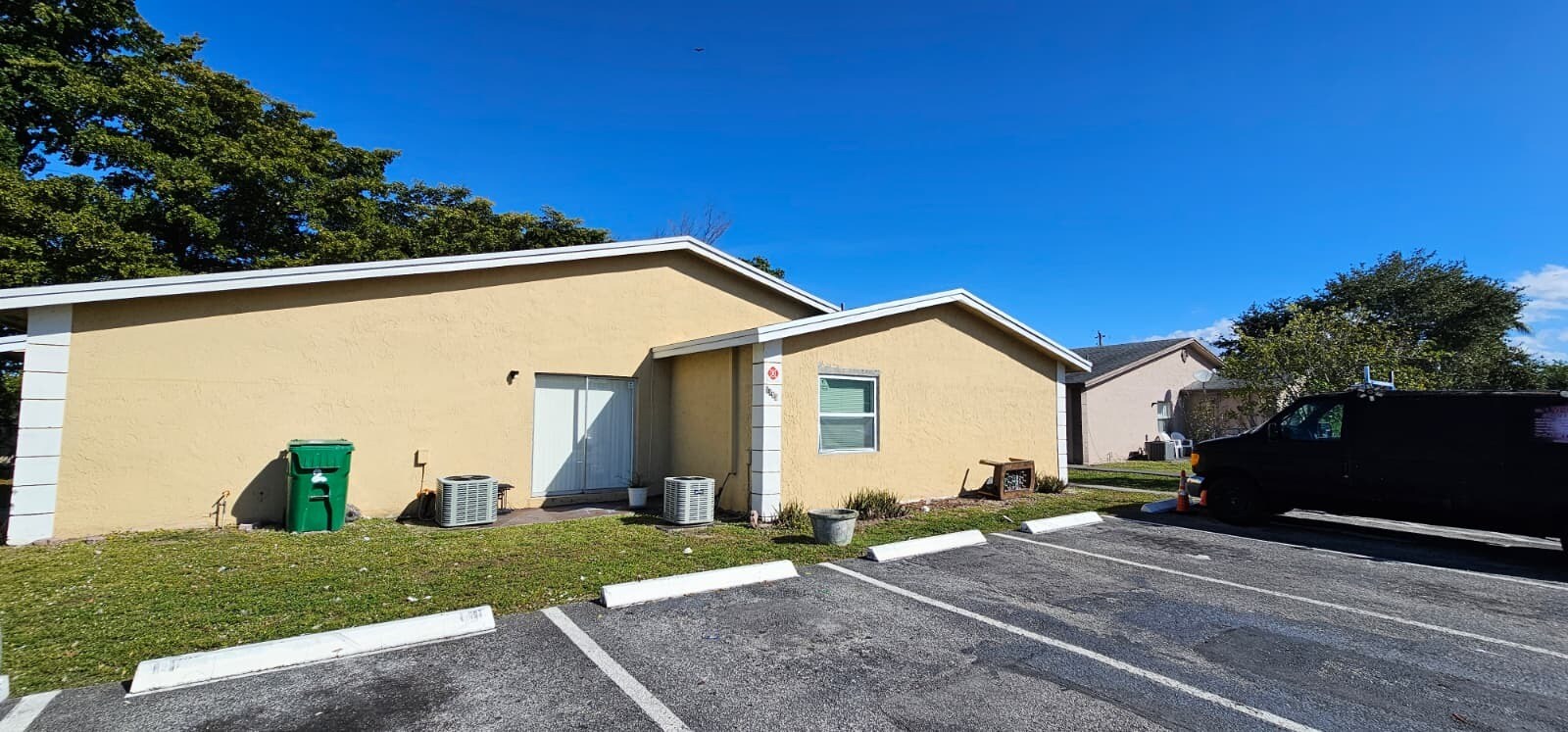 Building Photo - 1491 NW 22nd Ct