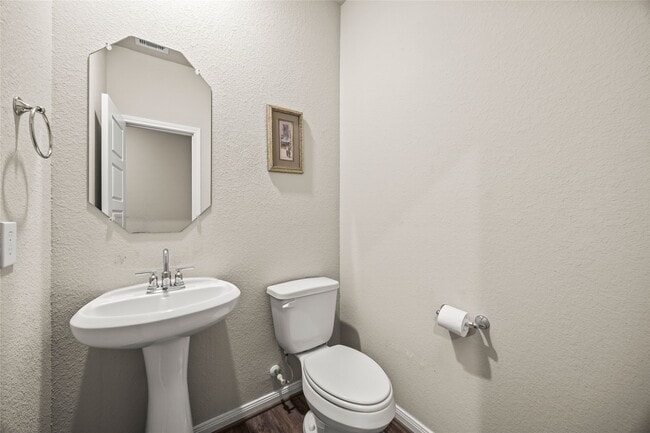 Building Photo - 15910 Jordan Mdw Wy