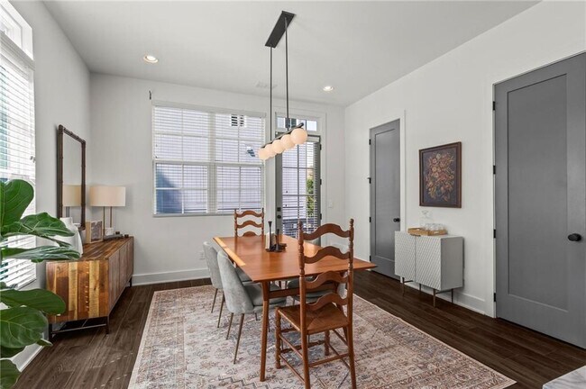 Building Photo - 1221 Oxley Pl NW