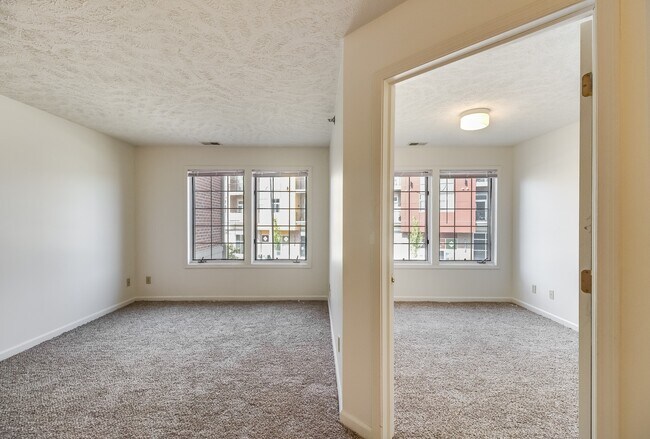 Interior Photo - Pleasant View