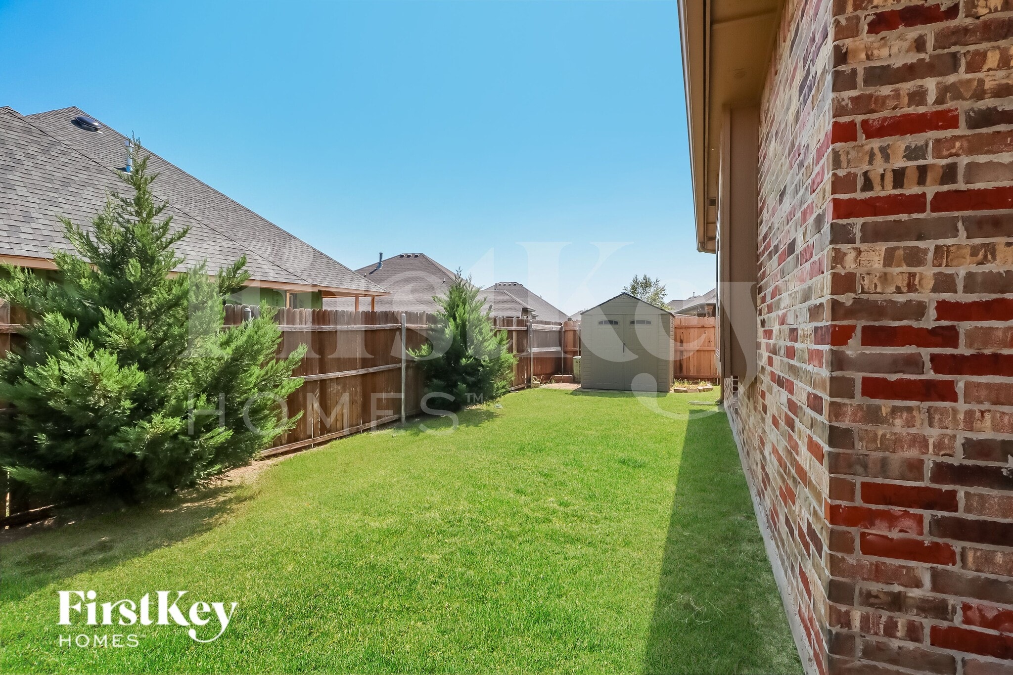 Building Photo - 17000 Barcelona Dr