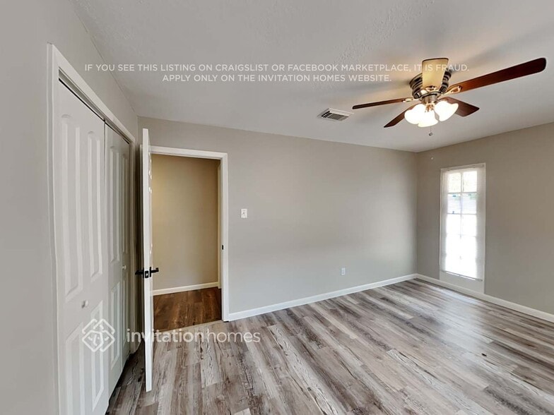 Building Photo - 15607 Oldridge Dr