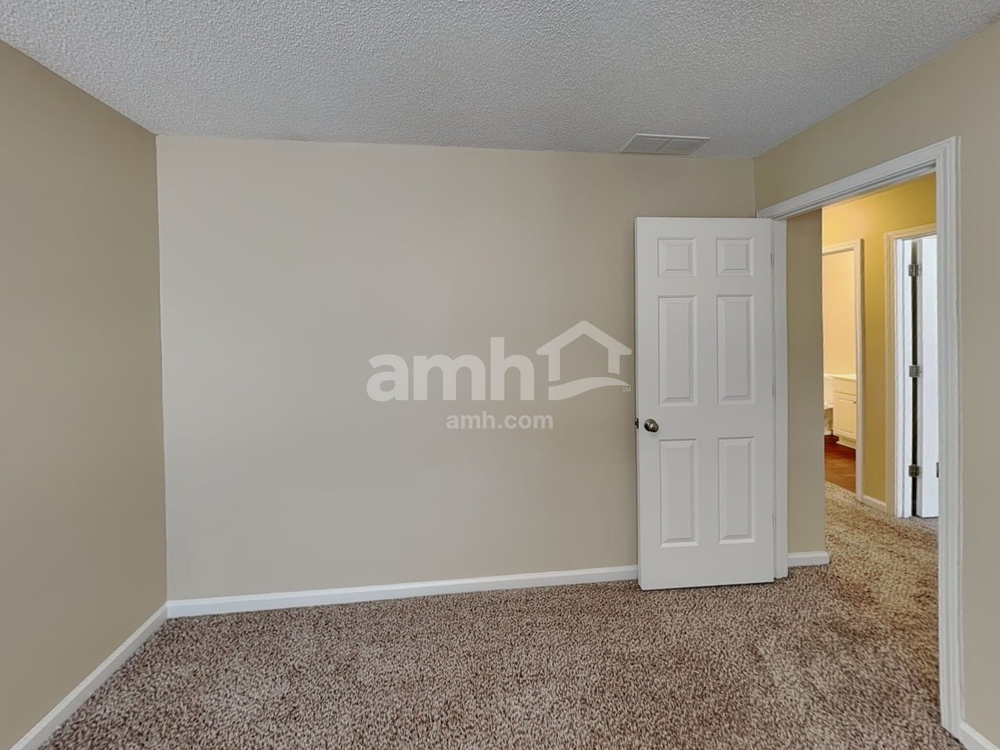 Building Photo - 2523 Davenham Ln