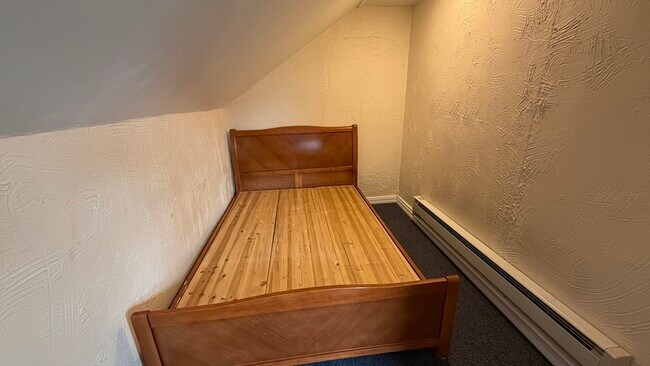 Building Photo - 25 Broadway