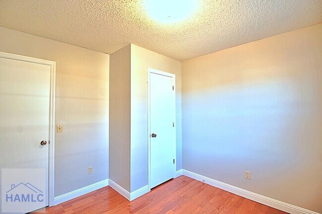 Building Photo - 942 Gulfstream Rd