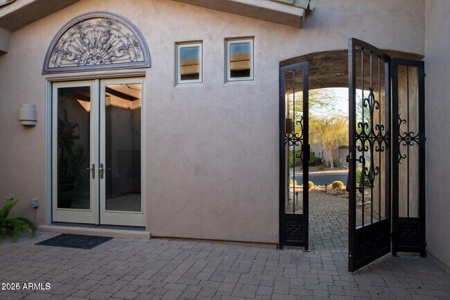 Building Photo - 14672 E Larkspur Dr