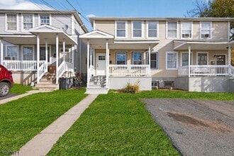 Building Photo - 414 15th Ave