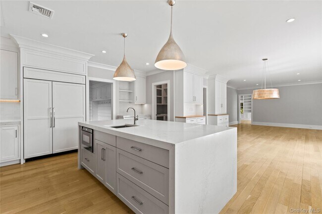 Building Photo - 25 Hunt Pl