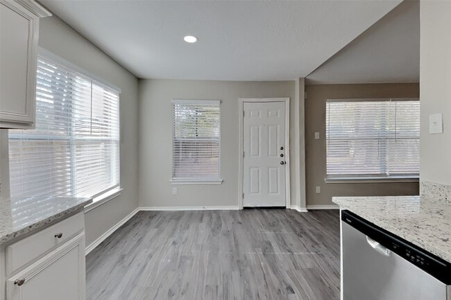 Building Photo - 20143 Glen Burn Ct