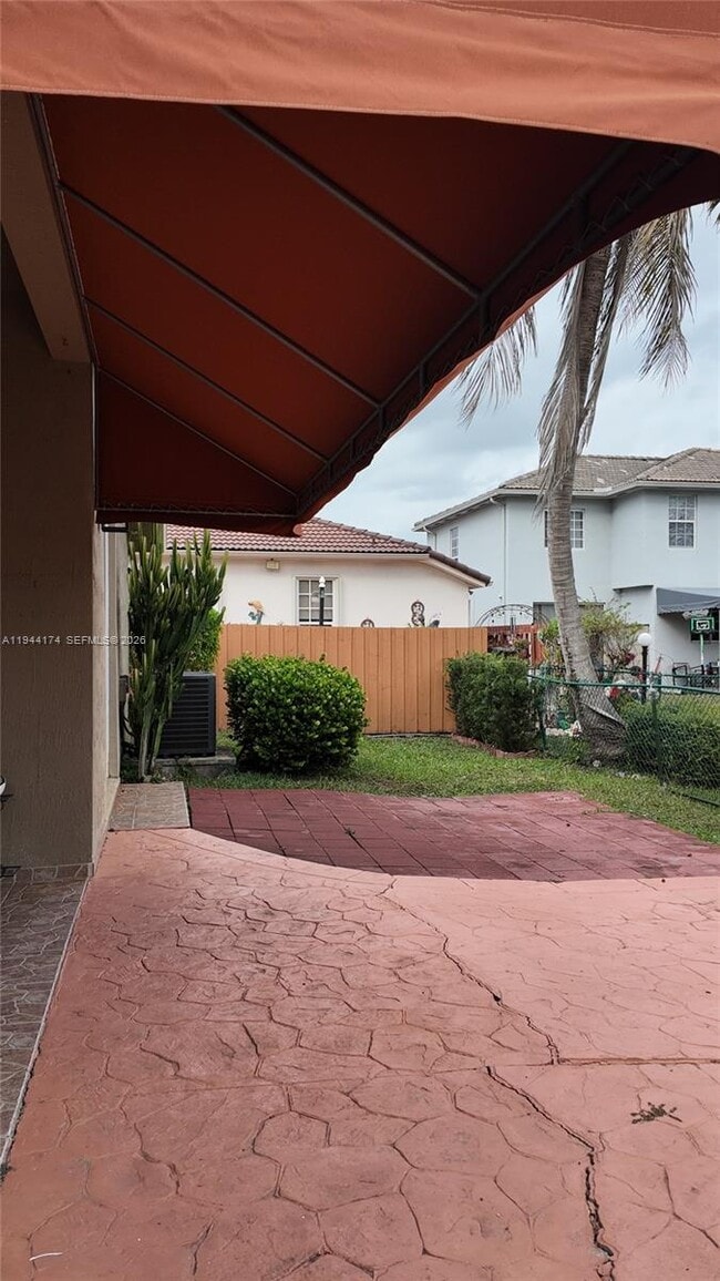 Building Photo - 3265 SW 153rd Pl