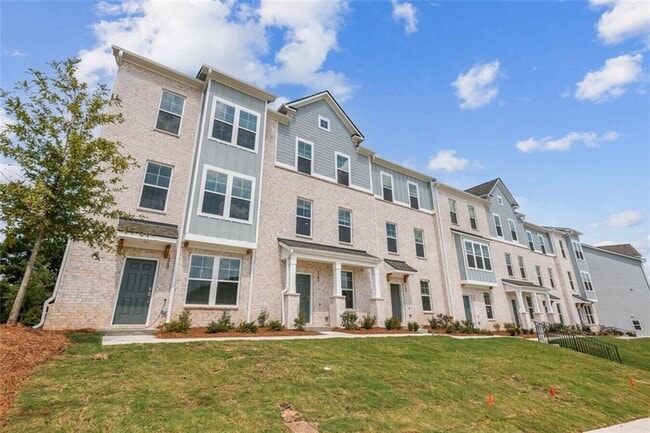 Building Photo - 1575 Cedars Rd SE