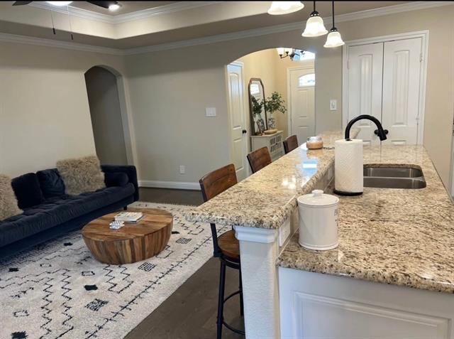 Building Photo - 2105 Hill Crest Ct