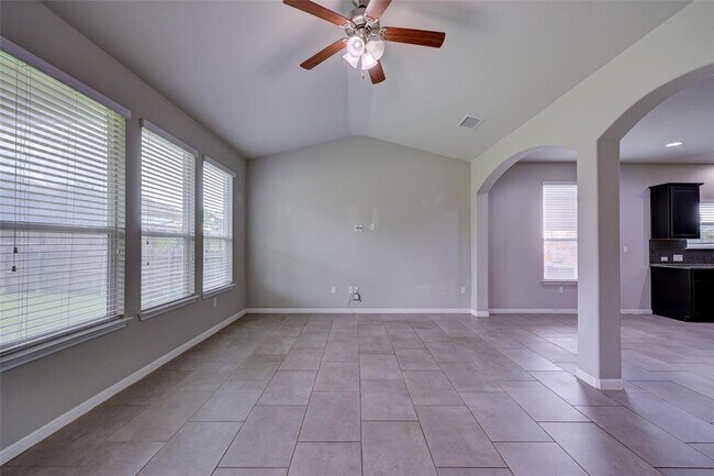 Building Photo - 126 Screech Owl Dr