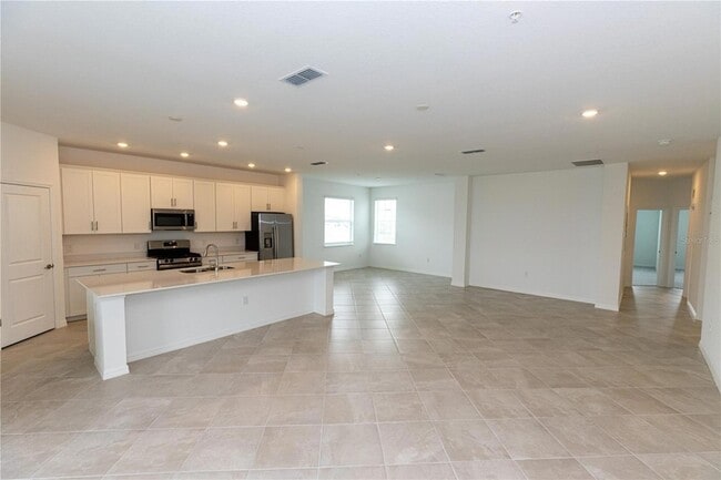 Building Photo - 16572 Kingwood Ln