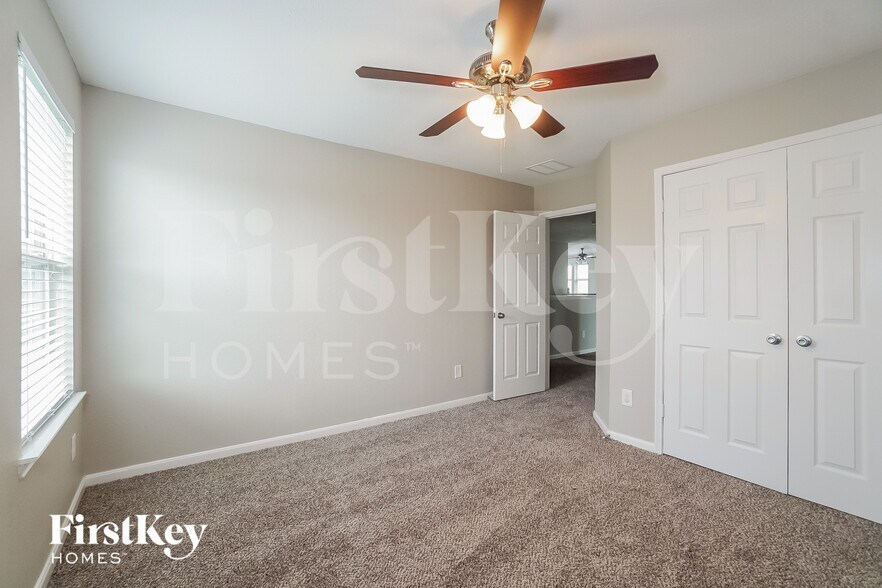 Building Photo - 14315 Cedar Pine Ct