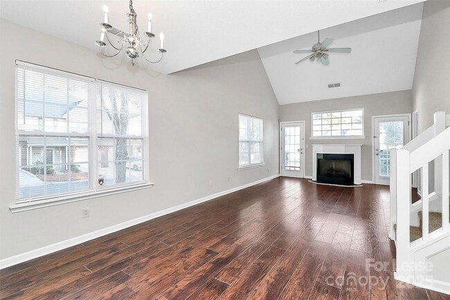 Building Photo - 11350 Yellow Spaniel Ct