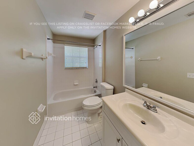 Building Photo - 12611 SW 42nd St