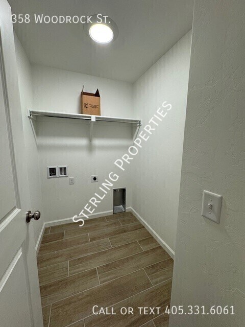 Building Photo - 358 Woodrock St